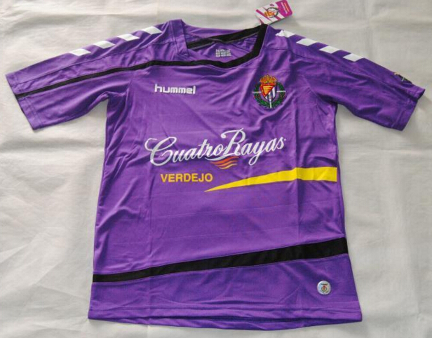 Real Valladolid 2015-16 Away Soccer Jersey